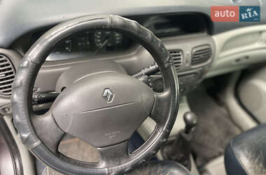 Минивэн Renault Scenic 2000 в 