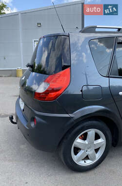 Минивэн Renault Scenic 2008 в 