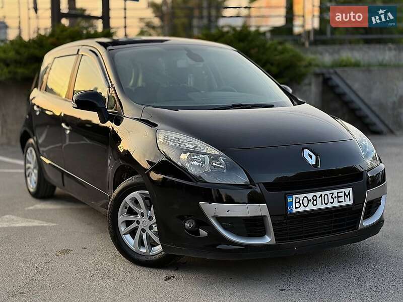 Renault Scenic 2011