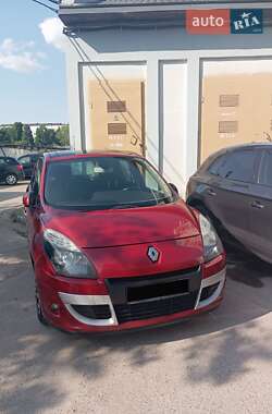 Мінівен Renault Scenic 2010 в Івано-Франківську