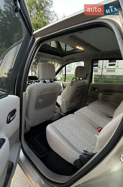 Минивэн Renault Scenic 2006 в 