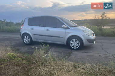 Минивэн Renault Scenic 2005 в 