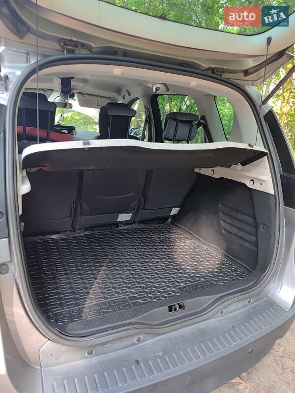 Минивэн Renault Scenic 2013 в Бережанах