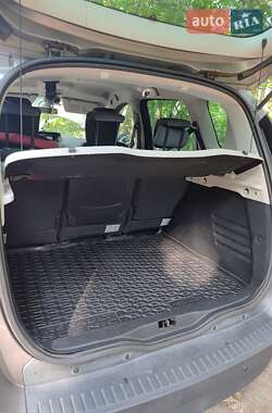 Минивэн Renault Scenic 2013 в 