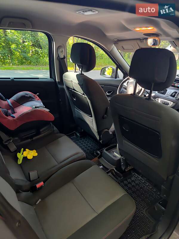 Минивэн Renault Scenic 2013 в Бережанах