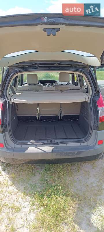 Минивэн Renault Scenic 2007 в Киеве