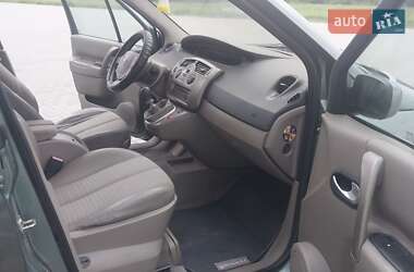 Минивэн Renault Scenic 2004 в 