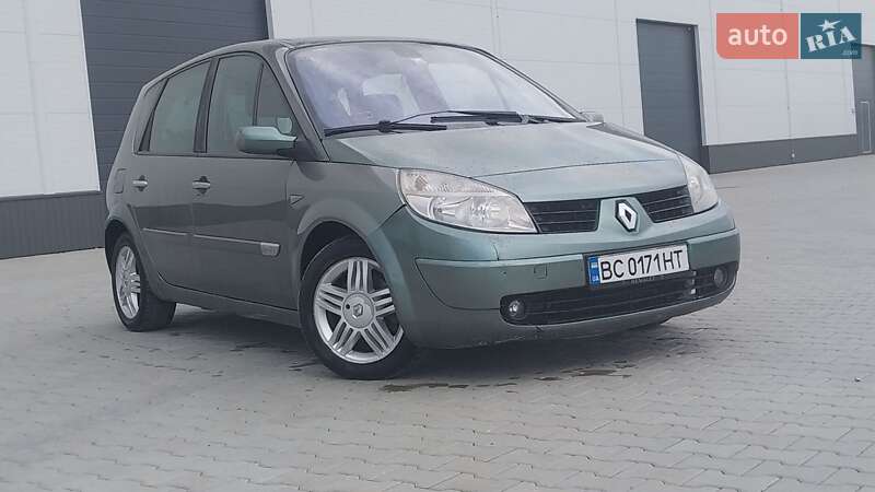 Минивэн Renault Scenic 2004 в 