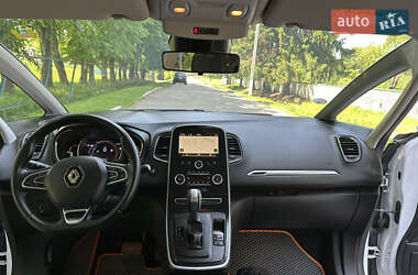 Минивэн Renault Scenic 2017 в 