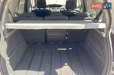 Минивэн Renault Scenic 2006 в 