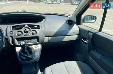 Минивэн Renault Scenic 2006 в 