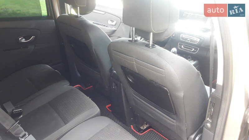 Мінівен Renault Scenic 2009 в Глухові