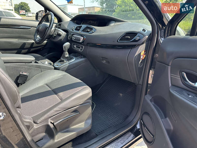 Минивэн Renault Scenic 2013 в Снятине