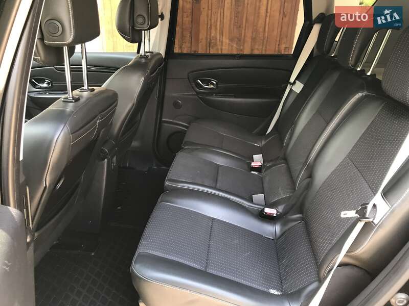 Мінівен Renault Scenic 2012 в Івано-Франківську фото 19 Мінівен Renault Scenic 2012 в Івано-Франківську