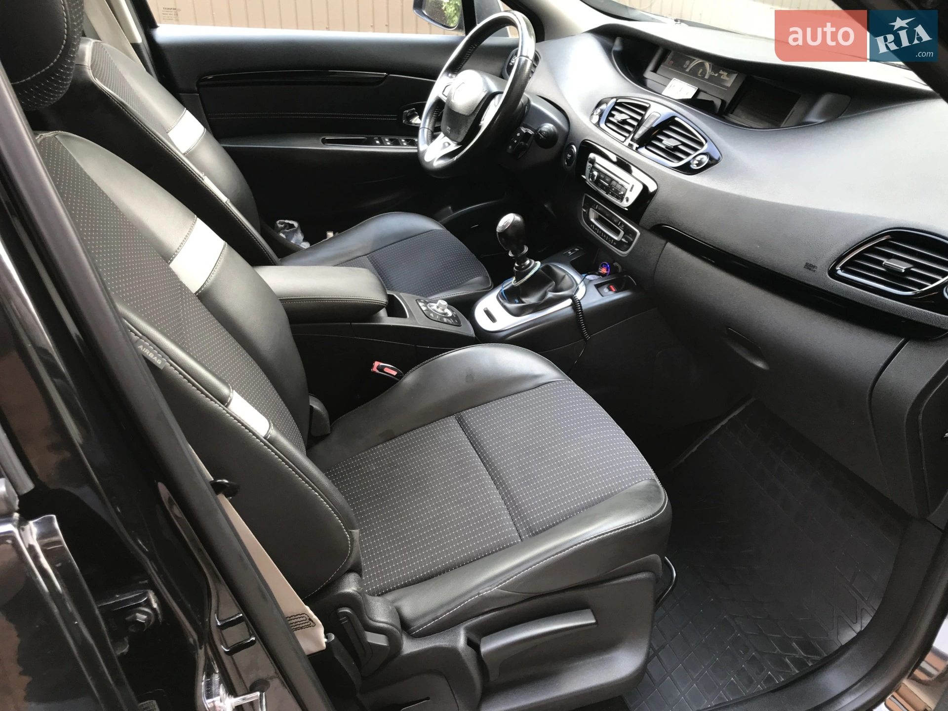 2012 Renault Scenic - мініатюра 16