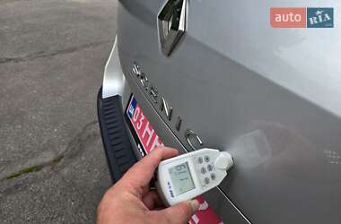 Минивэн Renault Scenic 2013 в 