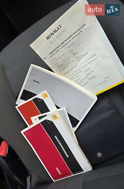 Минивэн Renault Scenic 2013 в 