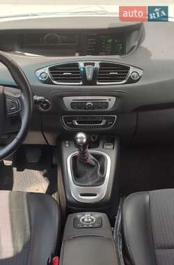Минивэн Renault Scenic 2016 в Харькове