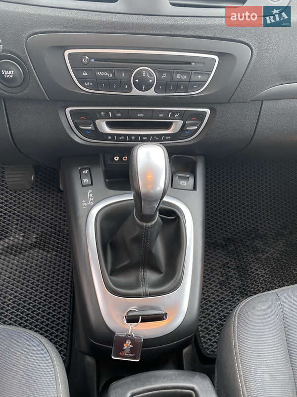 Минивэн Renault Scenic 2010 в Луцке