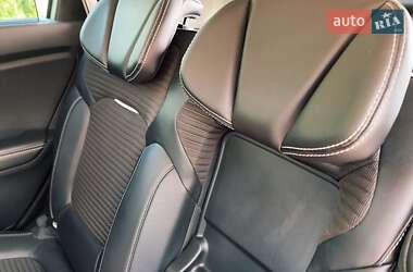 Минивэн Renault Scenic 2018 в 