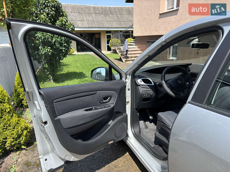 Мінівен Renault Scenic 2011 в Івано-Франківську фото 11 Мінівен Renault Scenic 2011 в Івано-Франківську