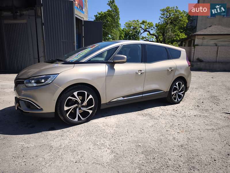 Минивэн Renault Scenic 2019 в 