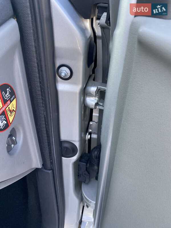 Минивэн Renault Scenic 2008 в Виннице