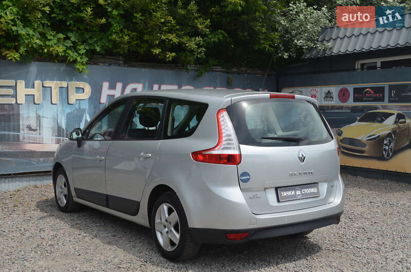 Мінівен Renault Scenic 2012 в Києві