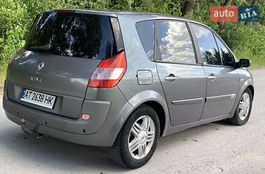 Минивэн Renault Scenic 2004 в 
