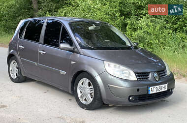 Минивэн Renault Scenic 2004 в 