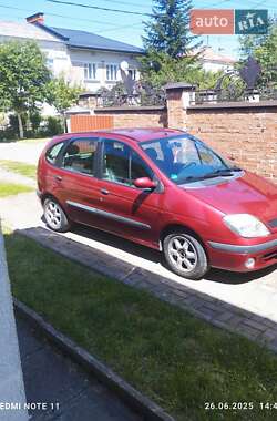 Минивэн Renault Scenic 2000 в 
