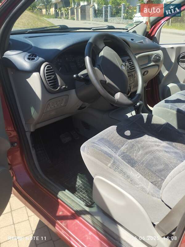 Минивэн Renault Scenic 2000 в Львове