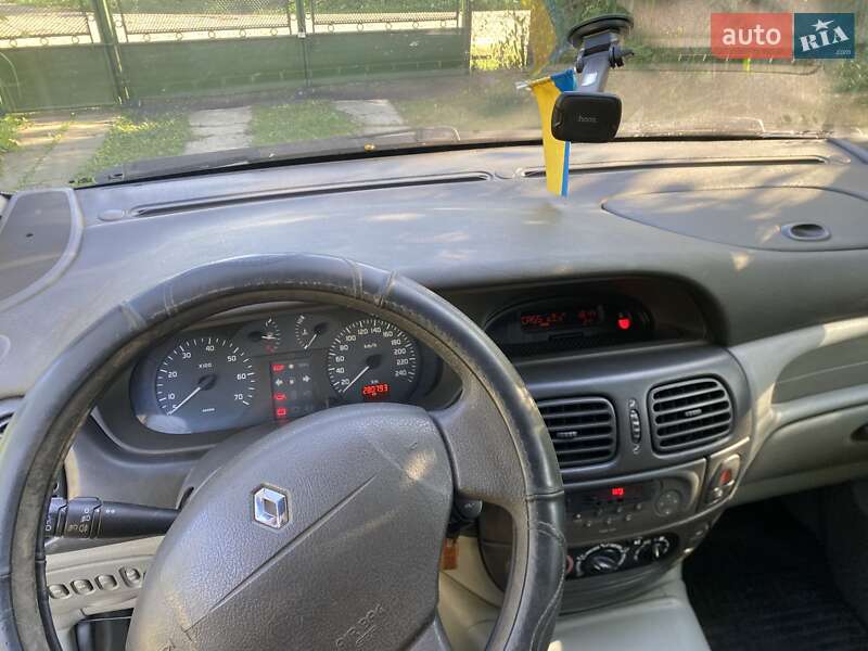 Минивэн Renault Scenic 2003 в Львове