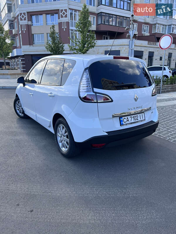 Мінівен Renault Scenic 2013 в Умані