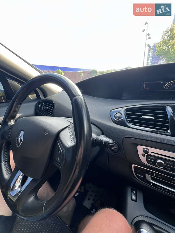 Мінівен Renault Scenic 2013 в Умані