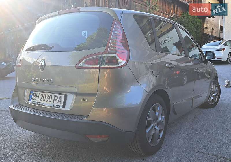 Минивэн Renault Scenic 2011 в Одессе