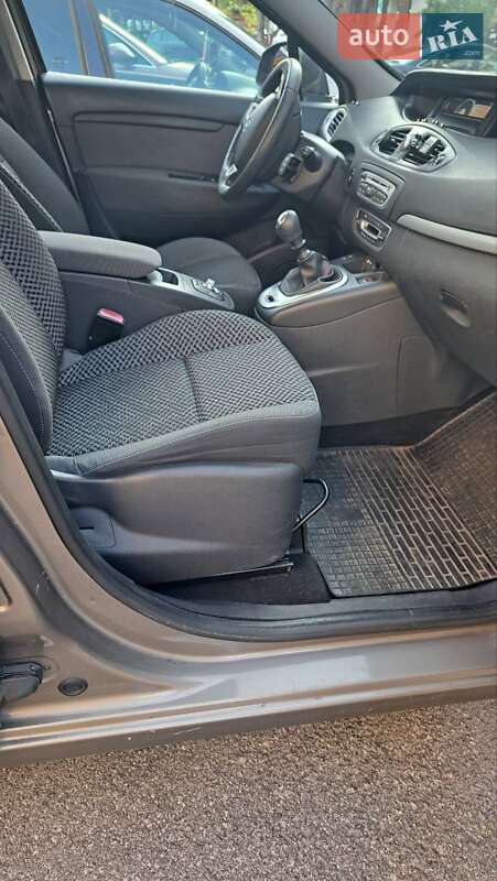 Минивэн Renault Scenic 2011 в Одессе