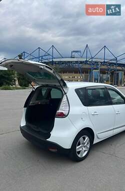 Мінівен Renault Scenic 2016 в Харкові