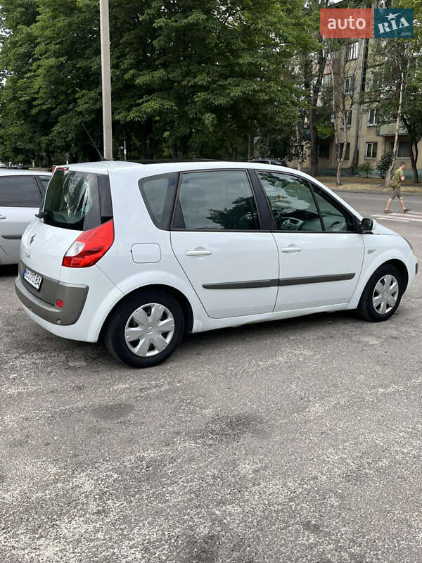 Минивэн Renault Scenic 2008 в Каменском