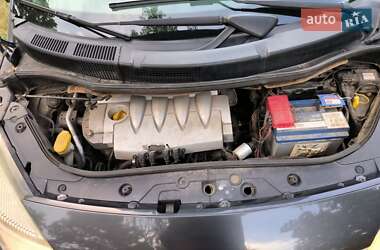 Минивэн Renault Scenic 2005 в 