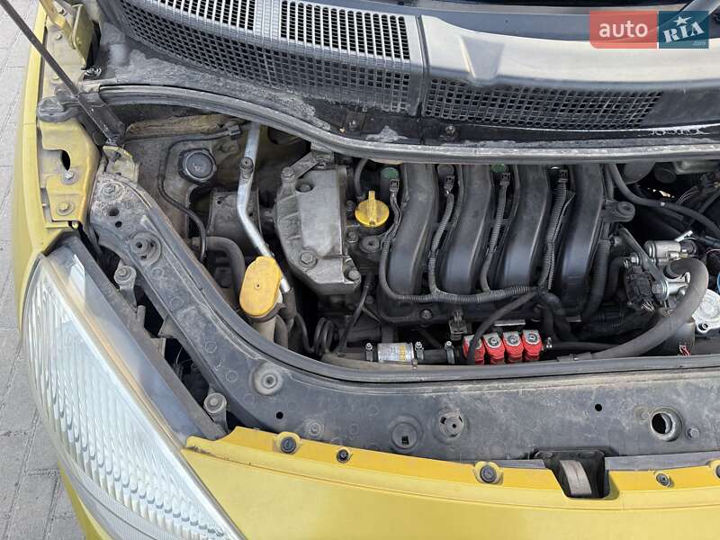 Минивэн Renault Scenic 2006 в Львове