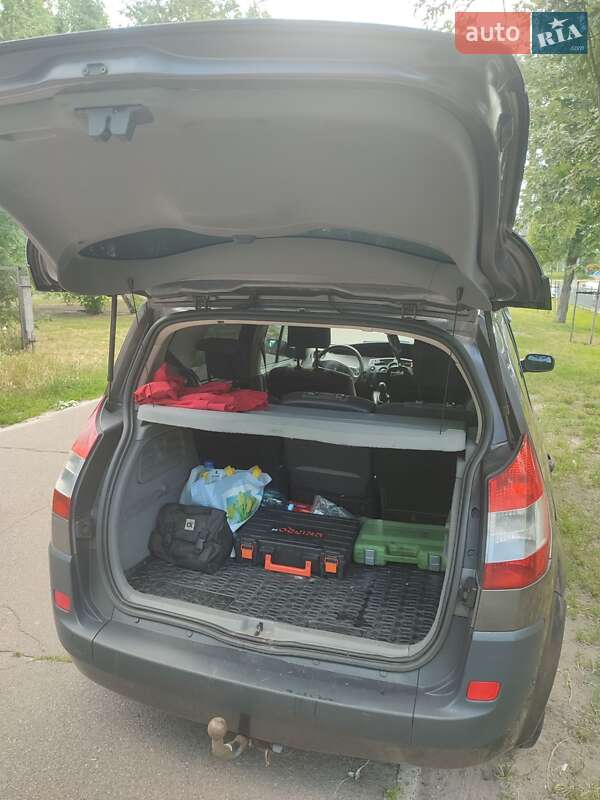 Минивэн Renault Scenic 2005 в Киеве