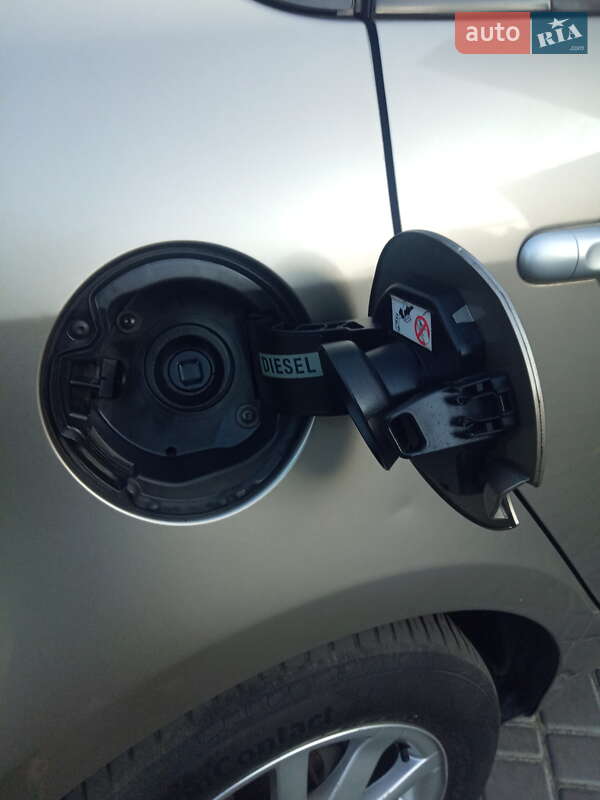 Минивэн Renault Scenic 2009 в Черкассах