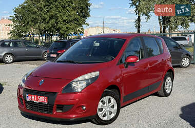 Мінівен Renault Scenic 2010 в Рівному