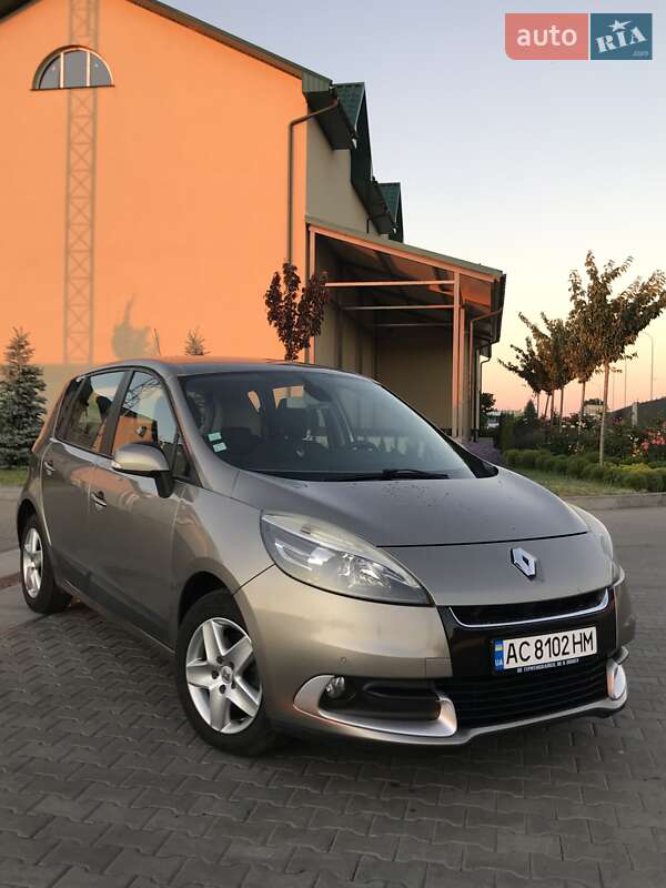 Renault Scenic 2012