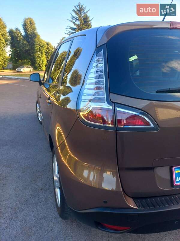 Минивэн Renault Scenic 2012 в Радивилове