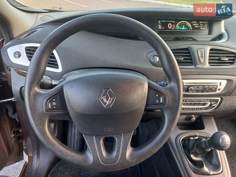 Минивэн Renault Scenic 2012 в Радивилове