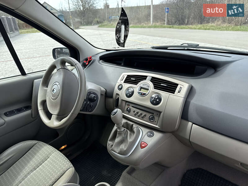 Минивэн Renault Scenic 2005 в Староконстантинове фото 22 Минивэн Renault Scenic 2005 в Староконстантинове