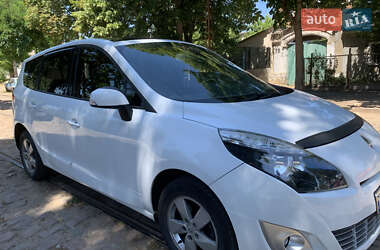 Минивэн Renault Scenic 2011 в Николаеве