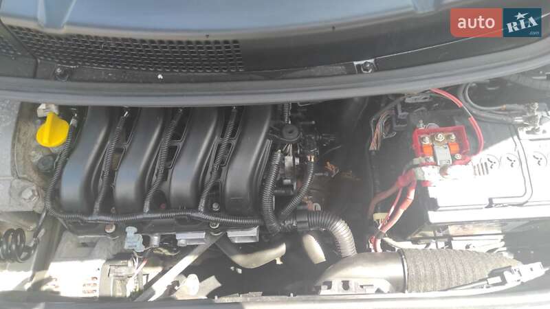 Мінівен Renault Scenic 2006 в Полтаві